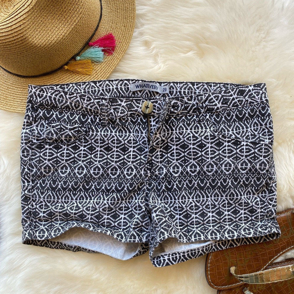 Boho shorts, size 29. Stretchy and comfortable.